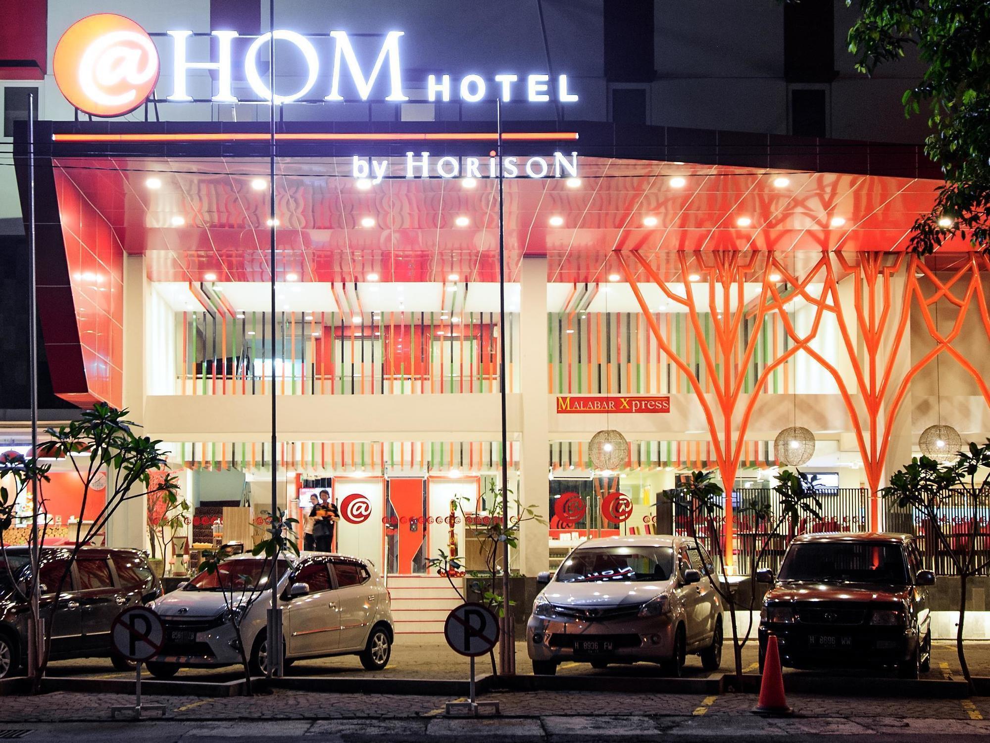 @Hom Hotel Kudus By Horison Group Eksteriør billede