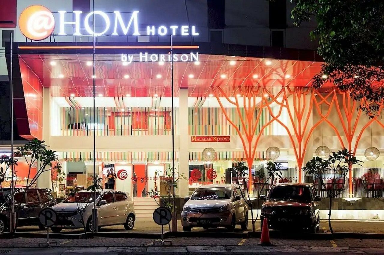 @Hom Hotel Kudus By Horison Group Eksteriør billede